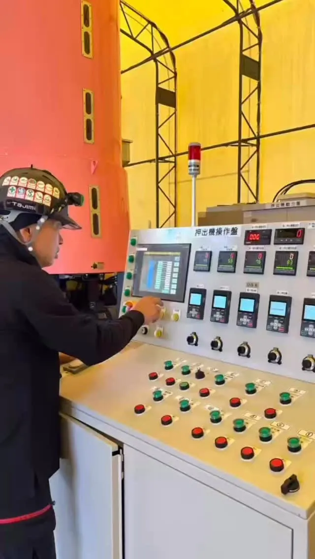 プラスチックリサイクル♻️押出機🤖🔄。